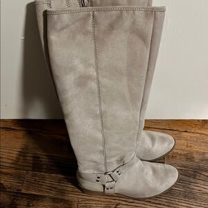 Elegant Gray Women's Boots